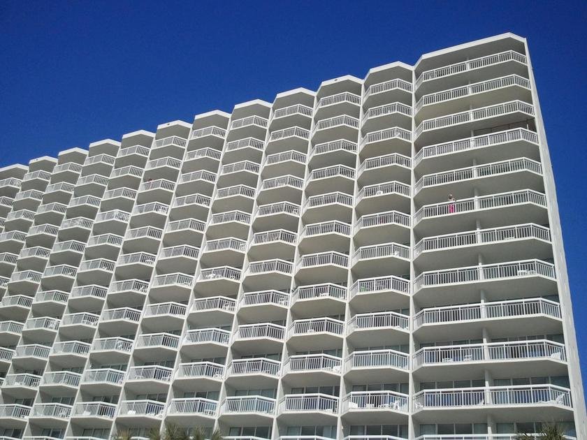 Como integrar energia solar em apartamentos